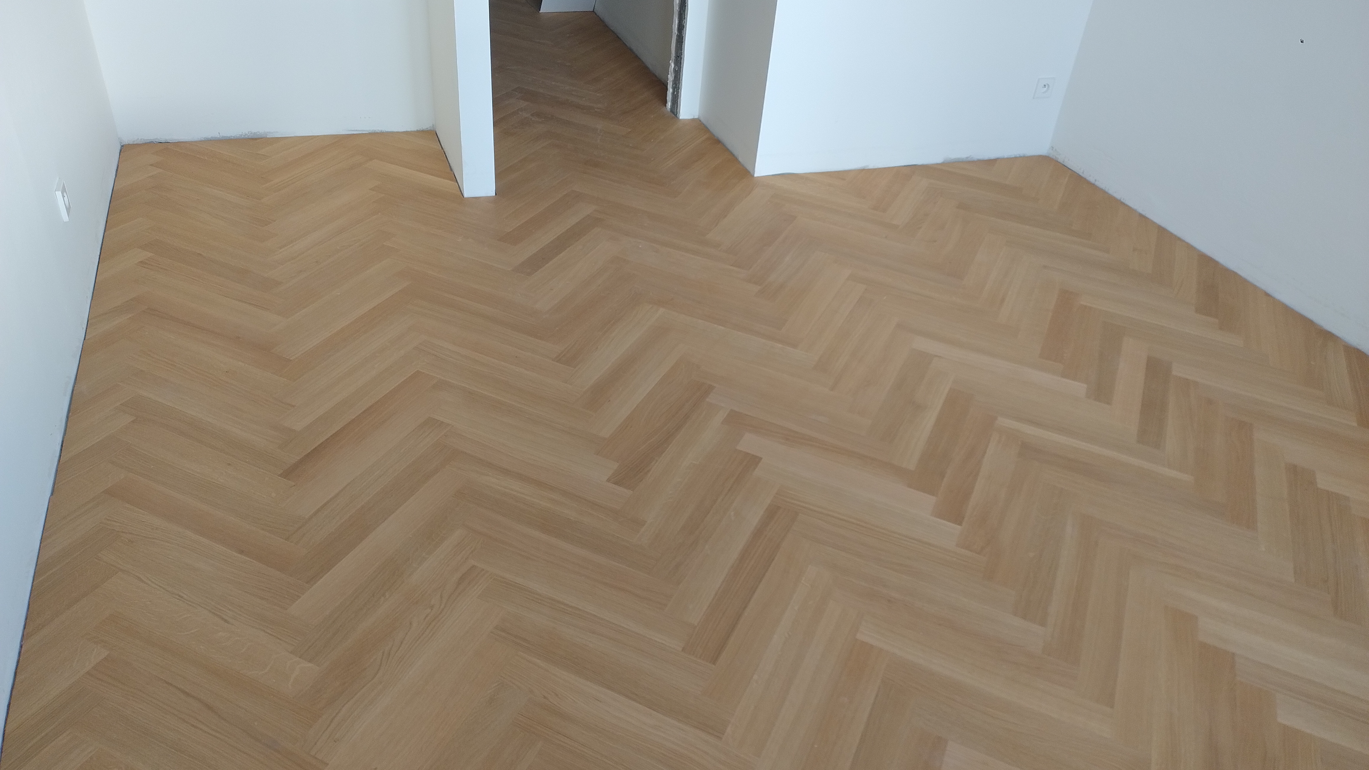 Dřevěná podlaha stromeček